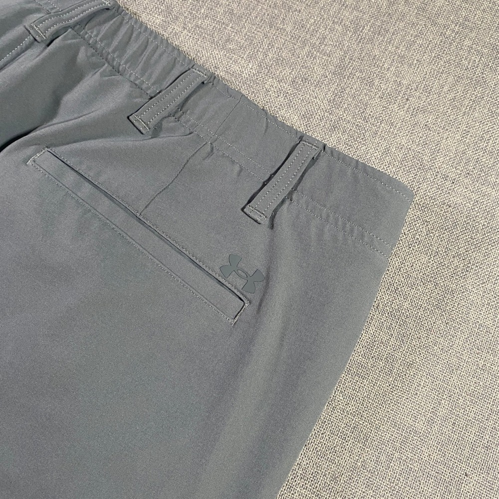 Under Armour Mens Gray Golf Shorts Size 40 Lightweight Performance